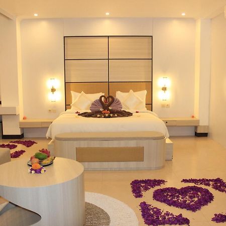 Suite Ocean Blue Batununggul Exterior photo