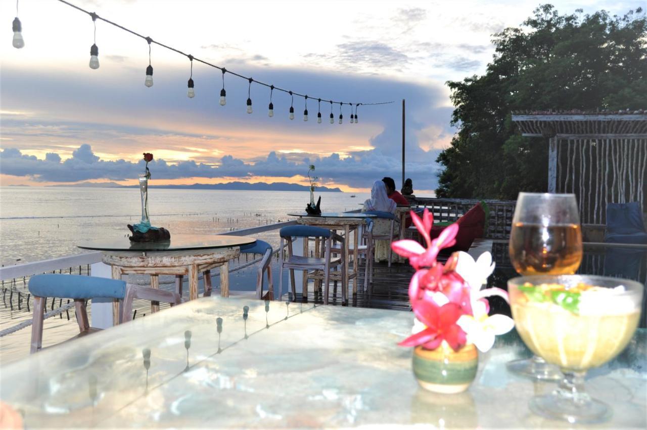 Suite Ocean Blue Batununggul Exterior photo
