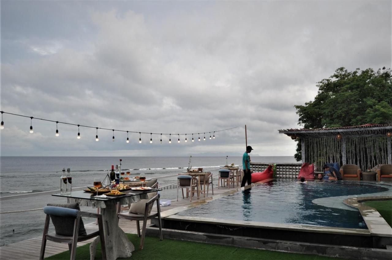 Suite Ocean Blue Batununggul Exterior photo
