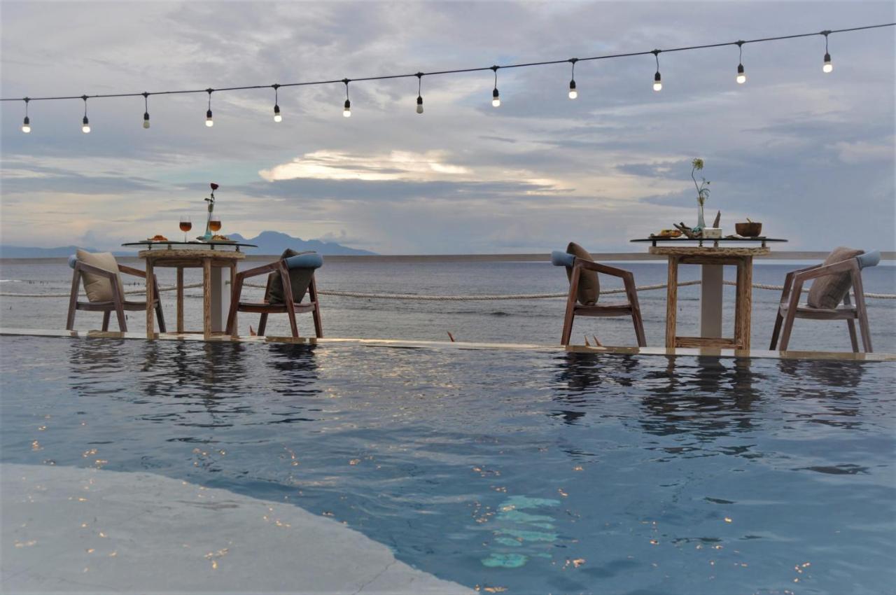 Suite Ocean Blue Batununggul Exterior photo