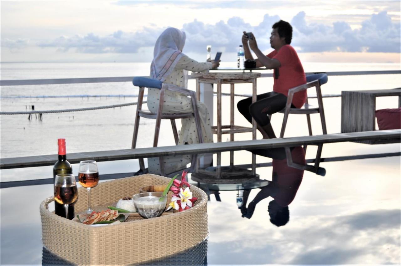 Suite Ocean Blue Batununggul Exterior photo